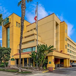 la-quinta-inn-and-suites-disneyland.topanaheimhotels.com/